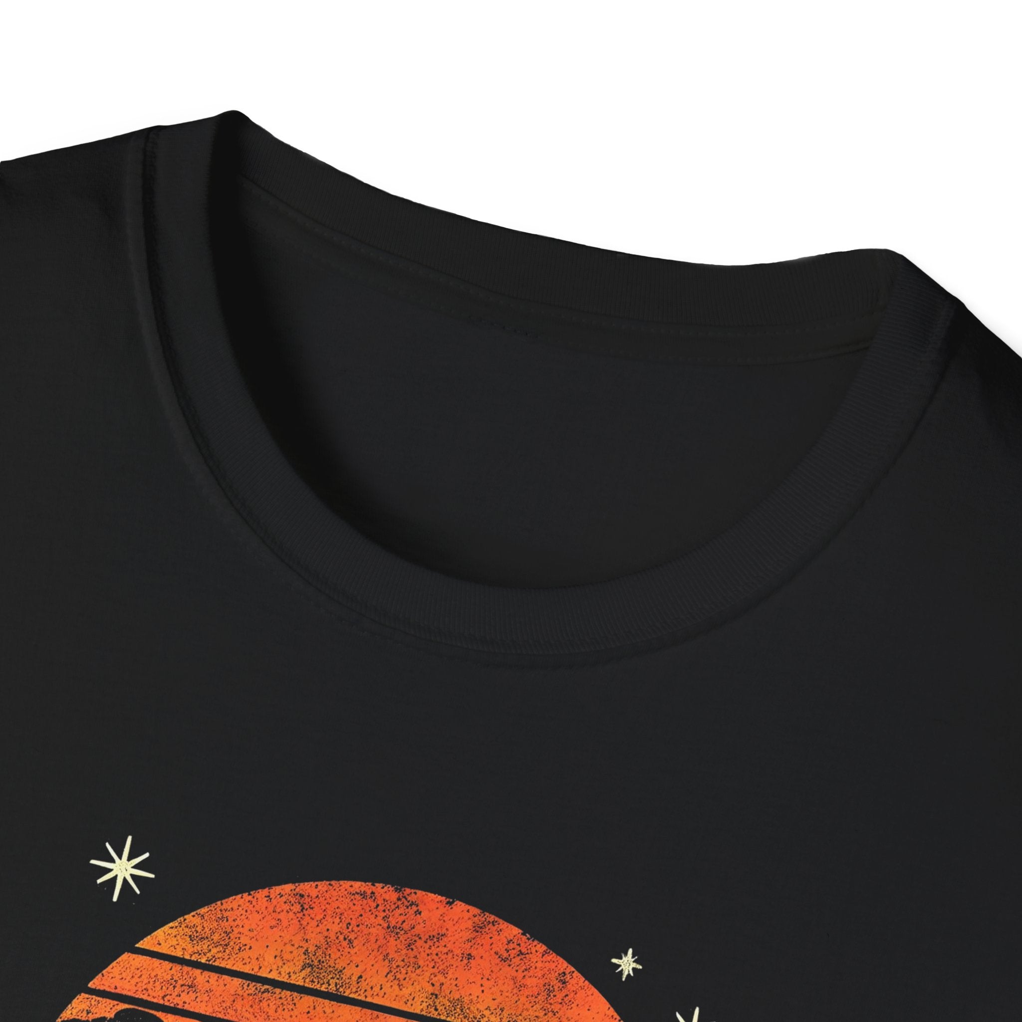 Desert UFO Sunset T-Shirt | Unisex Retro Graphic Tee, Cactus Design, Boho Style, Outdoor Adventure Shirt, Gift for Nature Lovers - Vintage